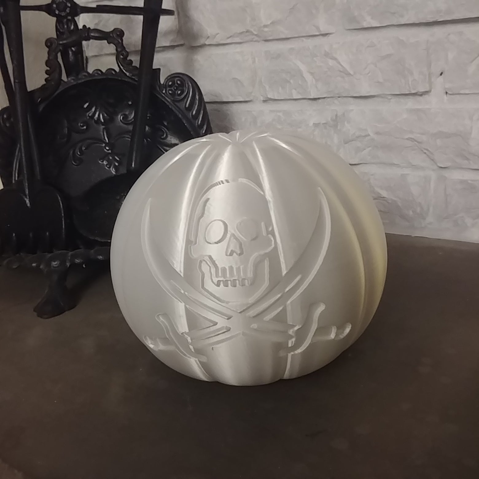 Halloween Skull and Swords Pumpkin 3D STL print file